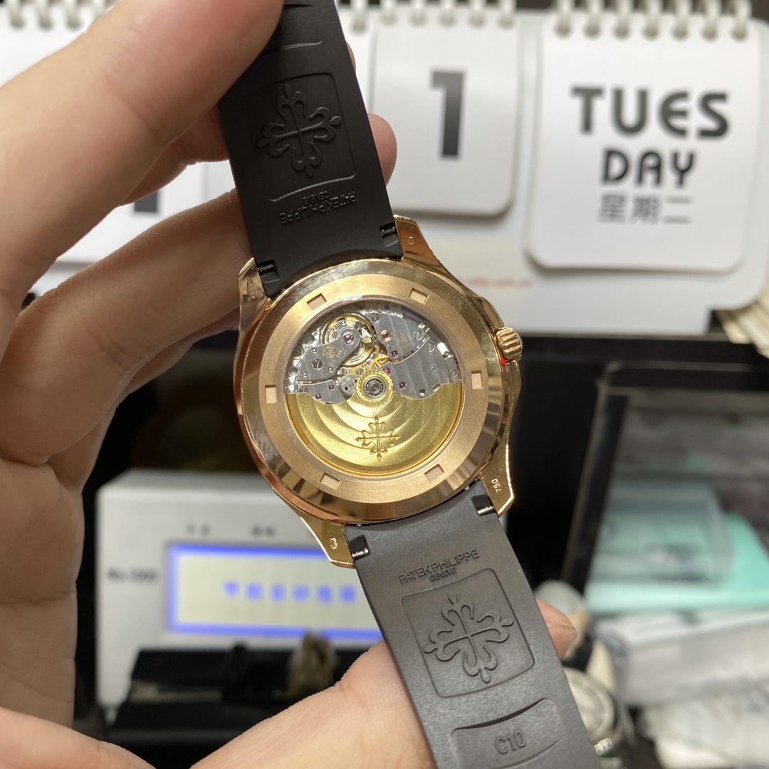 Patek Philippe Aquanaut Series 5167R-001, Rose Gold Case Coffee Dial Brown Strap, 40mm Size.