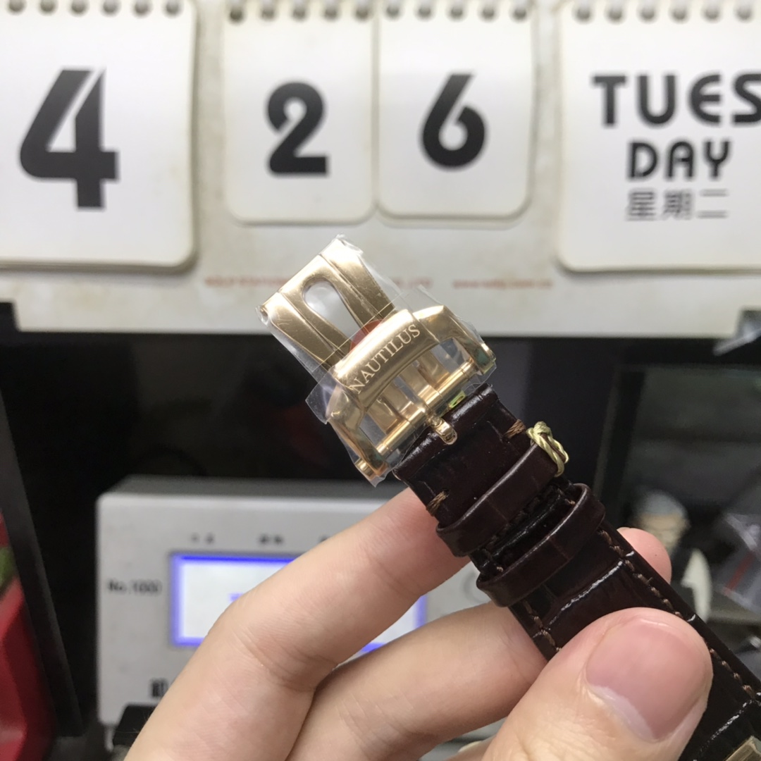 Patek Philippe Nautilus series 5711R, charcoal grey dial, 40mm size.