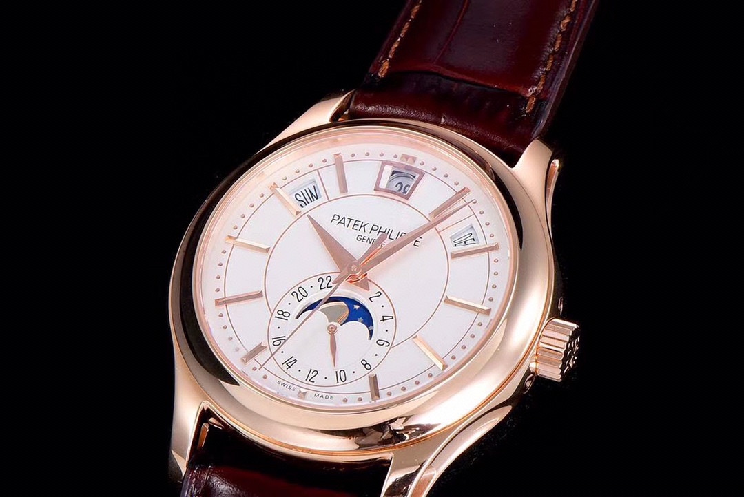 Patek Philippe Complicated Chronograph Series 5205R-001, Ivory Dial, 40mm size.