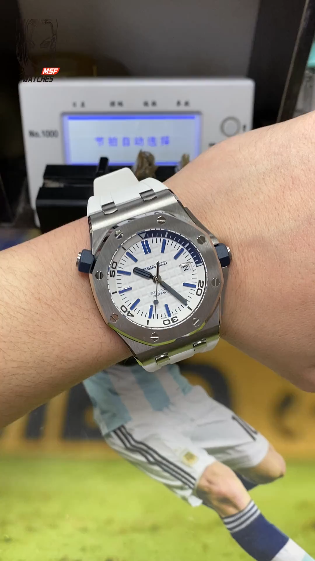 Audemars Piguet Royal Oak Offshore Series 15710ST.OO.A010CA.01, White Dial White Rubber Strap, 42mm size.