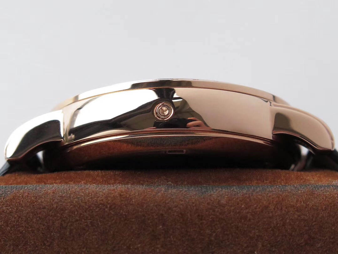 Patek Philippe Complicated Chronograph Series 5396G-011, Black Dial, 44mm size.