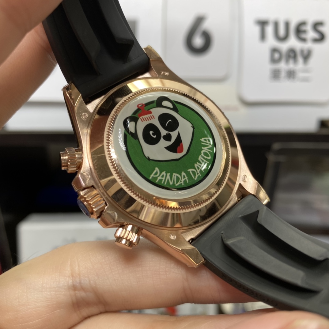 Rolex Cosmograph Daytona Series m116515ln-0018, rose gold case pink dial ceramic bezel, 40mm size.