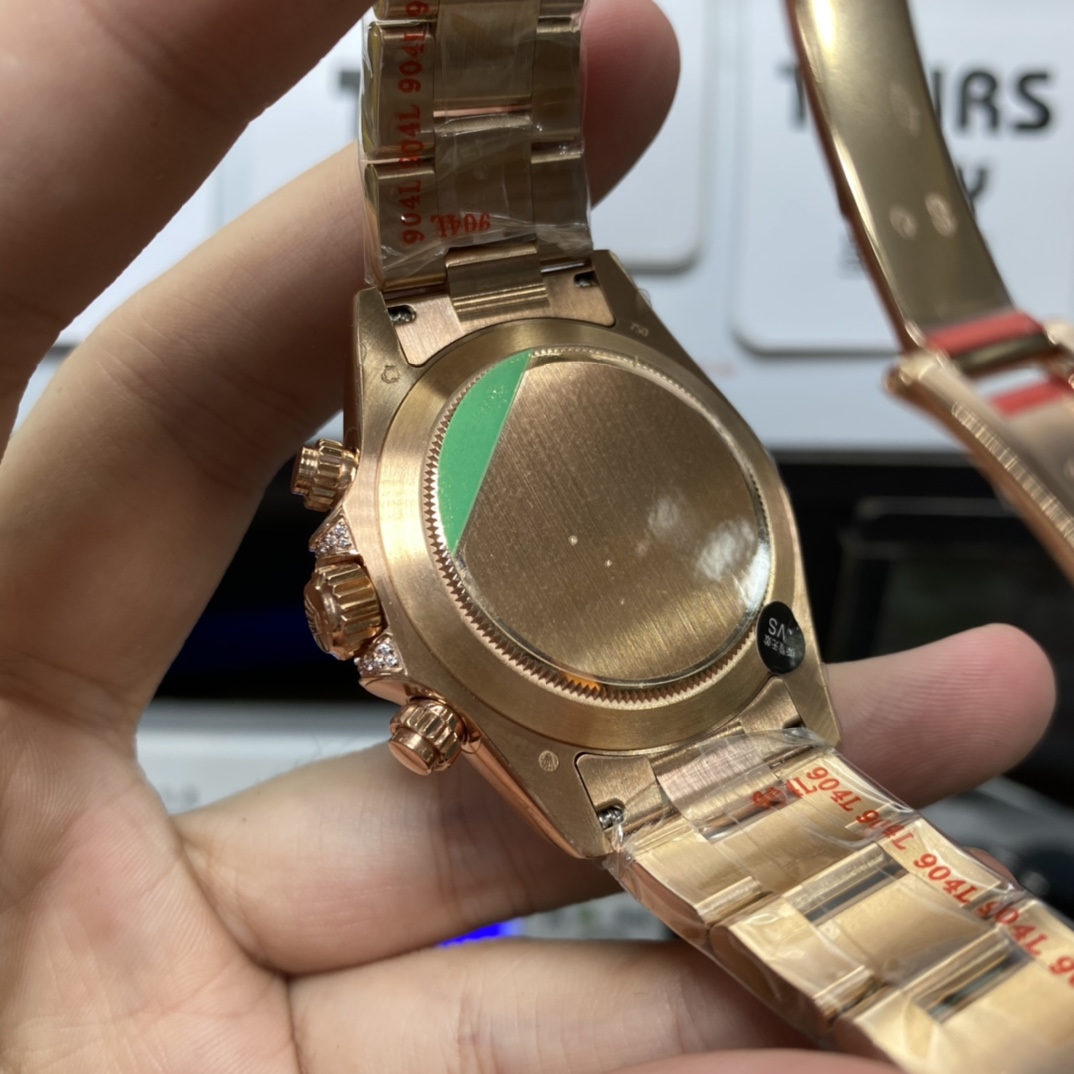 Rolex Daytona series 116588 TBR, RAINBOW DAYTONA ROSE Gold Case,Diamond SCALE 40mm size.