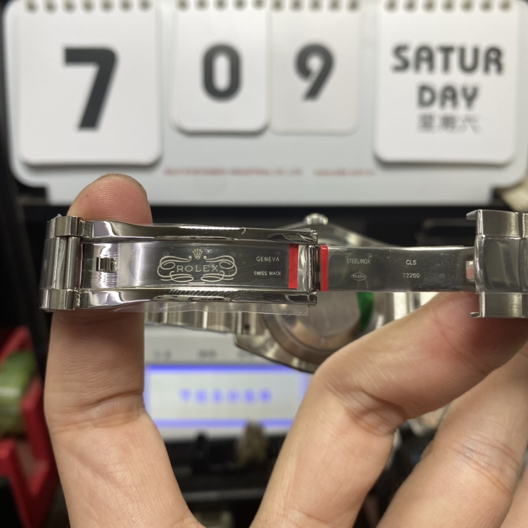 Rolex Datejust Series m126334-0003, White Case Silver Baton Hour Markers Fluted Bezel, 41mm Size.