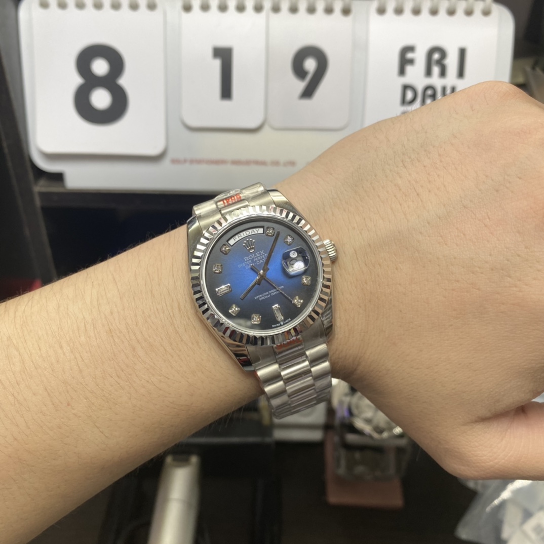Rolex Day-Date Series m128236-0005, Gradient Blue Dial Diamond Hour Markers, 36mm Size.