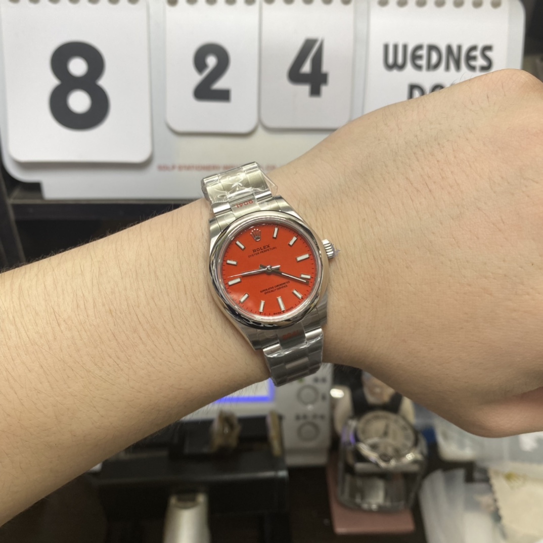 Rolex Oyster Perpetual Series m277200-0008, Red Dial, 31mm Size.