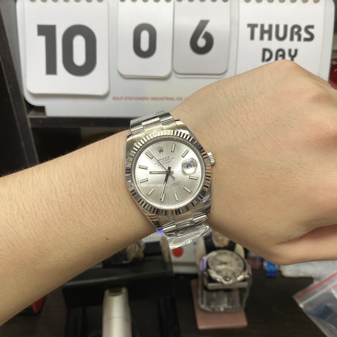 Rolex Datejust Series m126334-0003, White Case Silver Baton Hour Markers Fluted Bezel, 41mm Size.