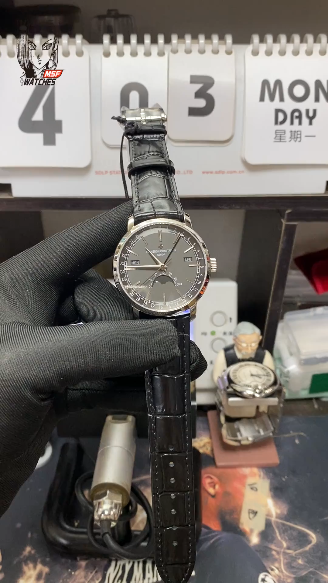 Vacheron Constantin Tradition Collection series 4010T000G-B740, White Case Grey Dial Full Calendar Watch, 41mm Size.