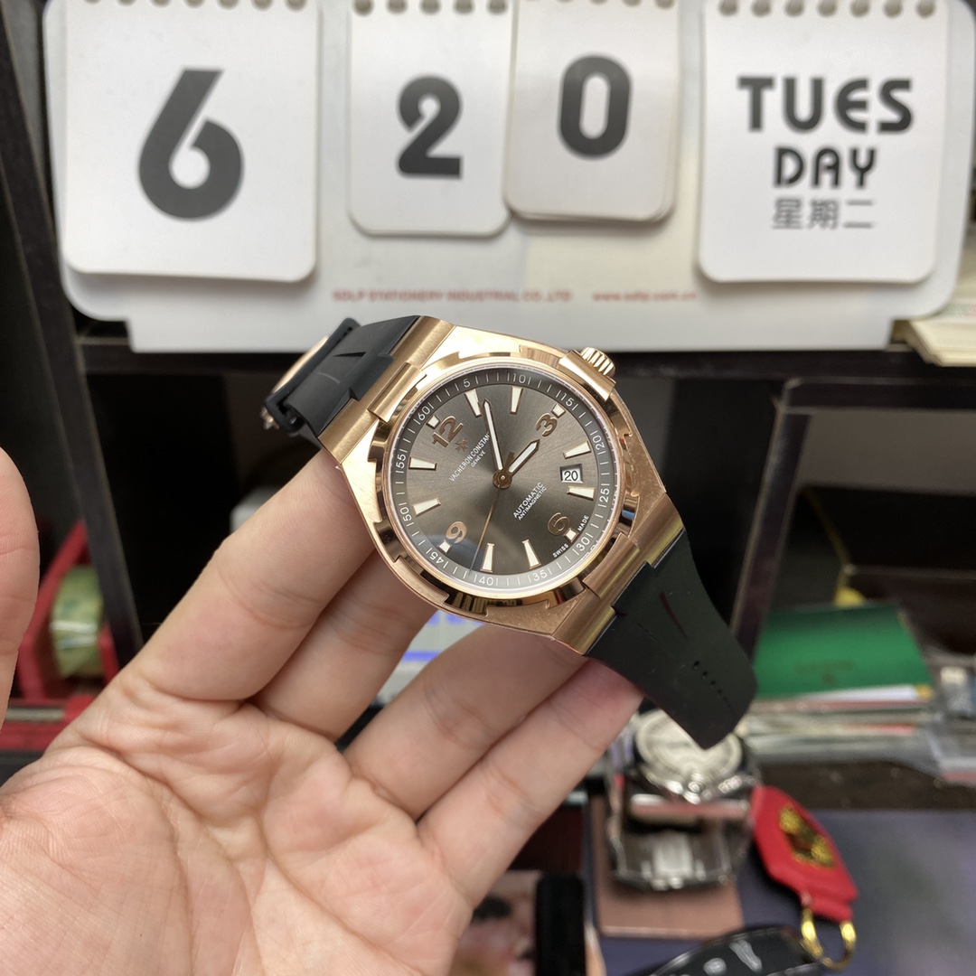 Vacheron Constantin Overseas Collection series 47040, 18K ROSE GOLD CASE GOLD GREY Dial Rubber Strap, 41mm Size.