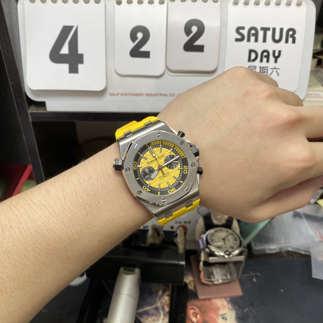 Audemars Piguet Royal Oak Offshore Series 26703ST.OO.A051CA.01, Yellow Dial, 42mm Size