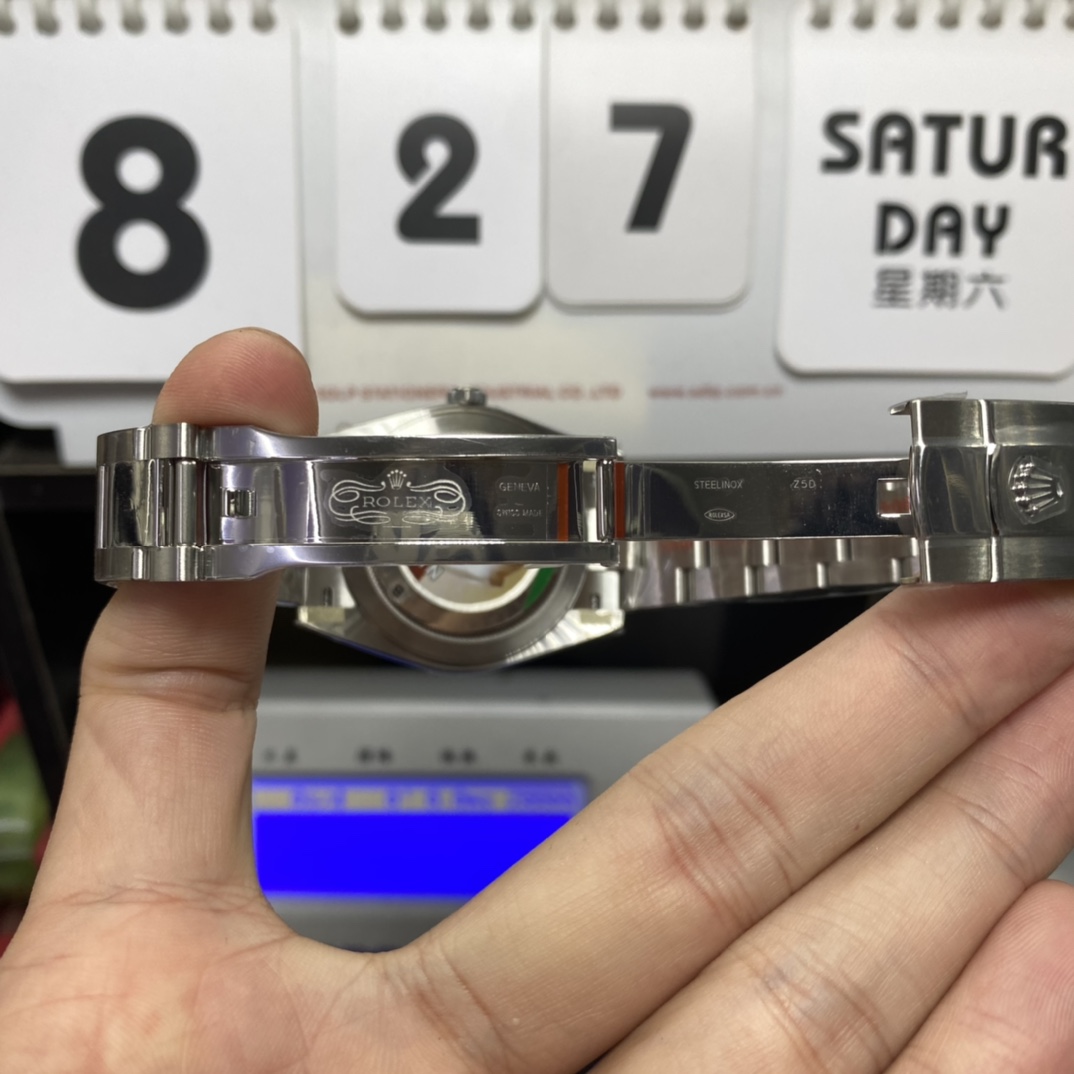 Rolex Datejust Series m126334-0001, Classic Blue Dial Fluted Bezel, 41mm Size.